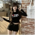 Simple Slim-Fit Lettering Cropped Top